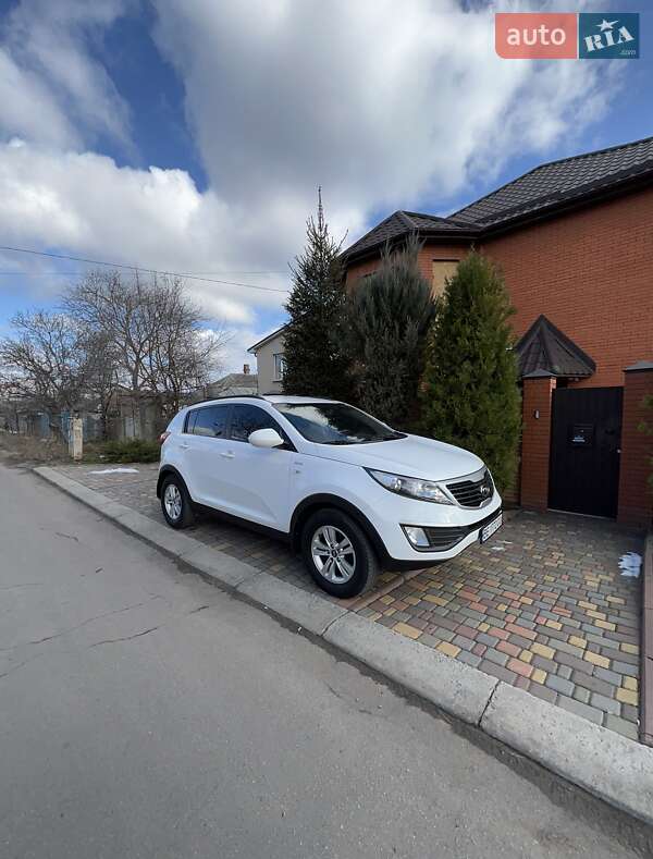 Внедорожник / Кроссовер Kia Sportage 2011 в Николаеве
