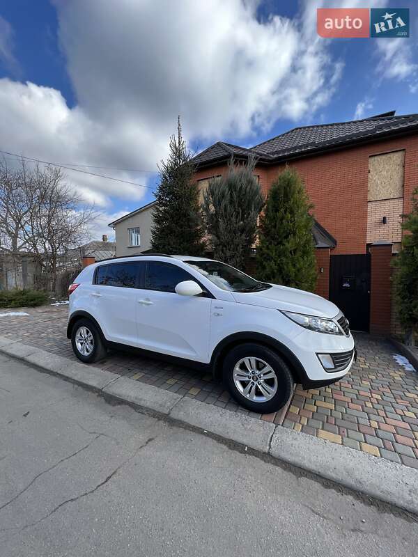 Внедорожник / Кроссовер Kia Sportage 2011 в Николаеве