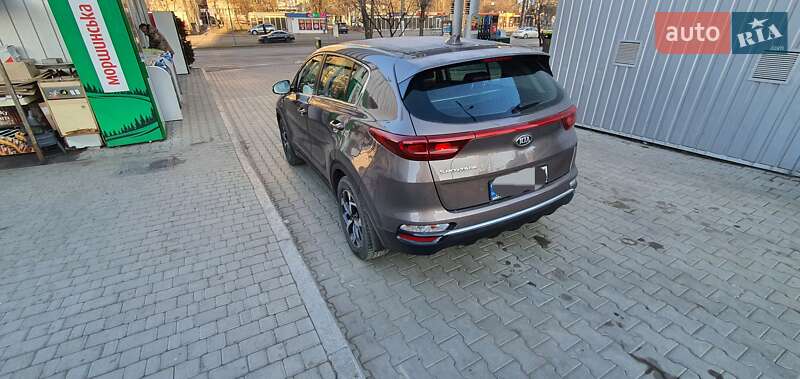 Позашляховик / Кросовер Kia Sportage 2019 в Києві фото 8 Позашляховик / Кросовер Kia Sportage 2019 в Києві