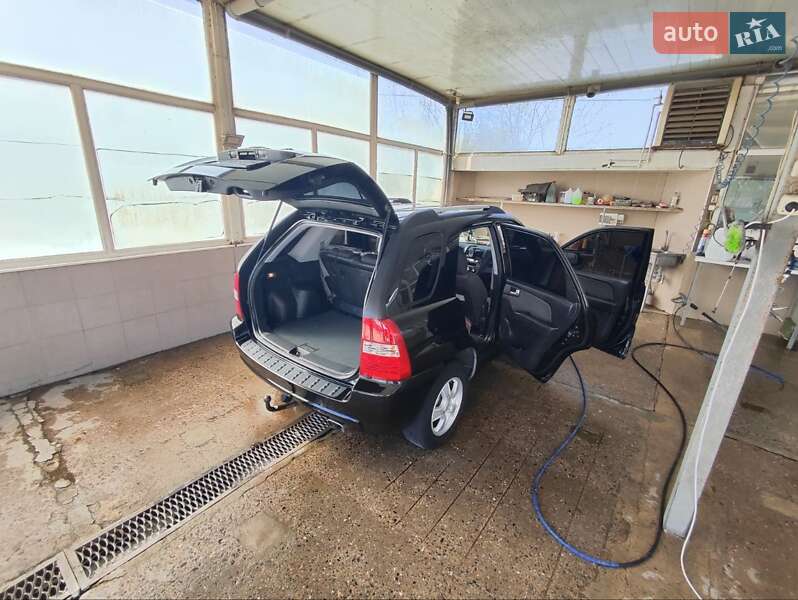 Позашляховик / Кросовер Kia Sportage 2005 в Одесі