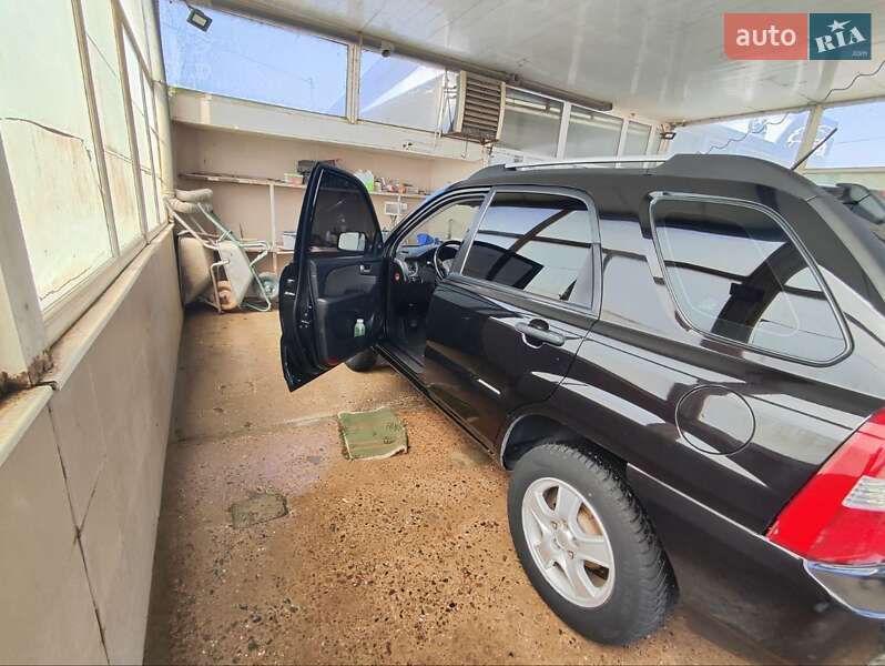 Позашляховик / Кросовер Kia Sportage 2005 в Одесі