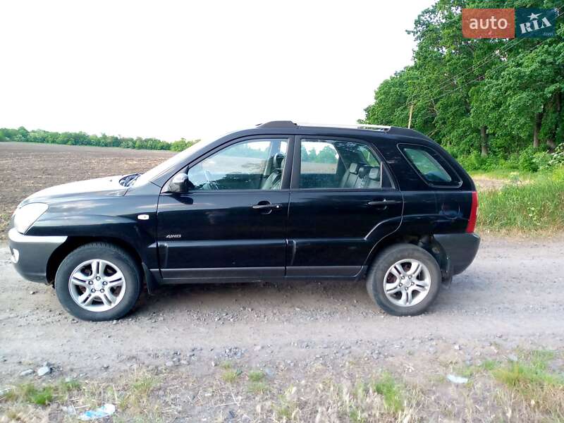 Позашляховик / Кросовер Kia Sportage 2005 в Звенигородці