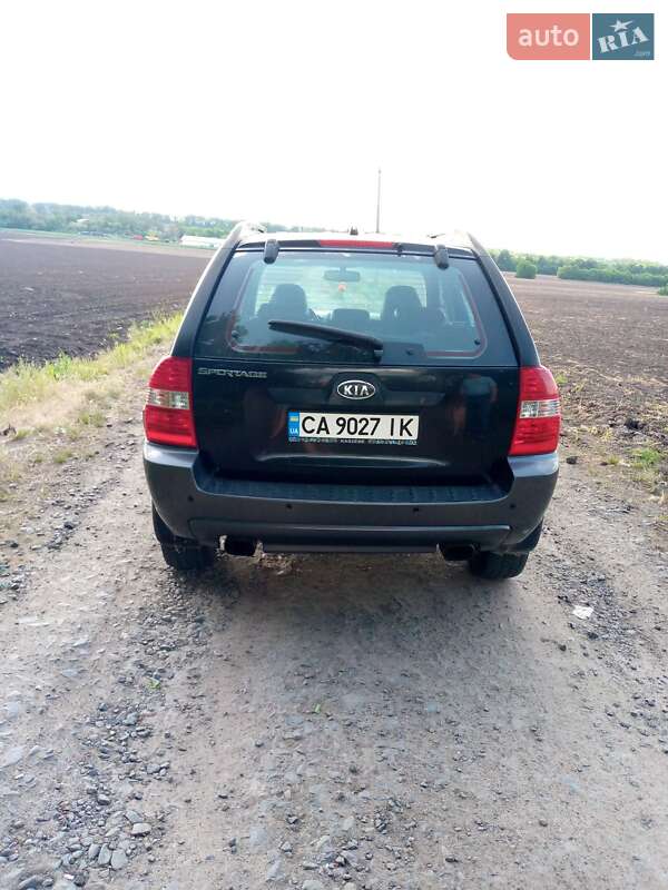 Позашляховик / Кросовер Kia Sportage 2005 в Звенигородці
