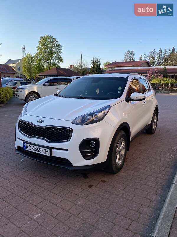 Внедорожник / Кроссовер Kia Sportage 2016 в Стрые