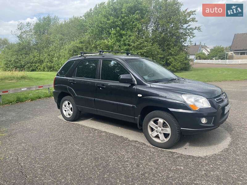 Внедорожник / Кроссовер Kia Sportage 2009 в Хмельницком