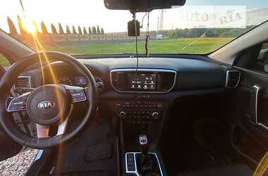 Внедорожник / Кроссовер Kia Sportage 2018 в 