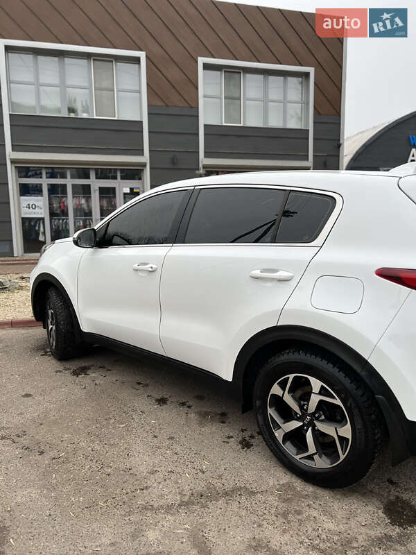 Внедорожник / Кроссовер Kia Sportage 2020 в Черкассах фото 8 Внедорожник / Кроссовер Kia Sportage 2020 в Черкассах