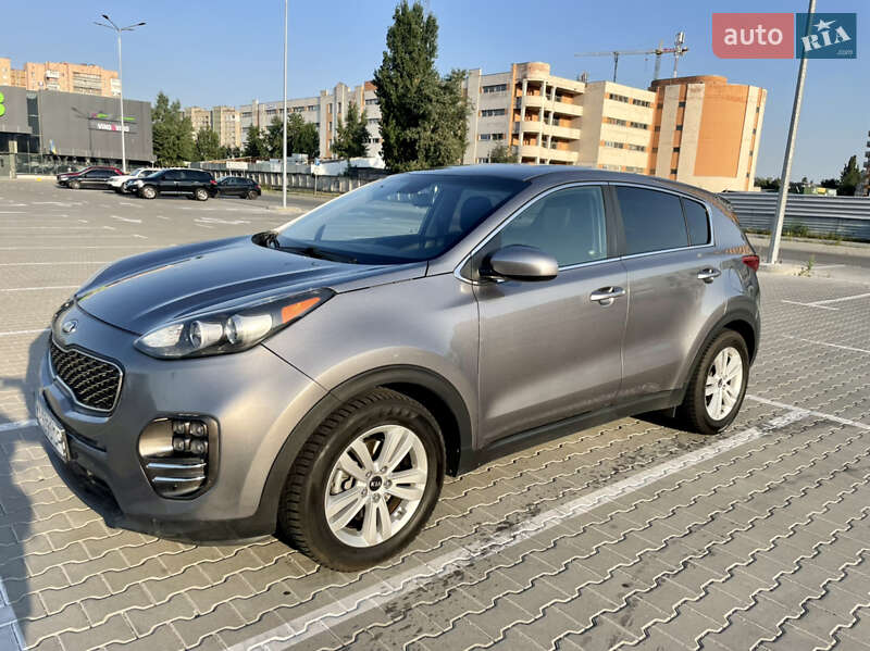 Внедорожник / Кроссовер Kia Sportage 2016 в Киеве