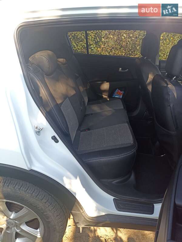 Внедорожник / Кроссовер Kia Sportage 2015 в Харькове фото 9 Внедорожник / Кроссовер Kia Sportage 2015 в Харькове