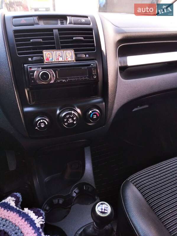 Позашляховик / Кросовер Kia Sportage 2006 в Вінниці