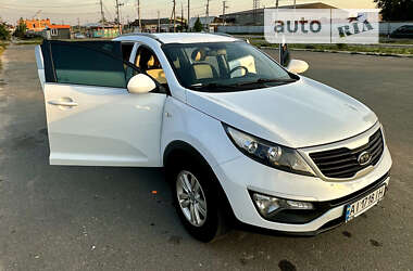 Внедорожник / Кроссовер Kia Sportage 2012 в 