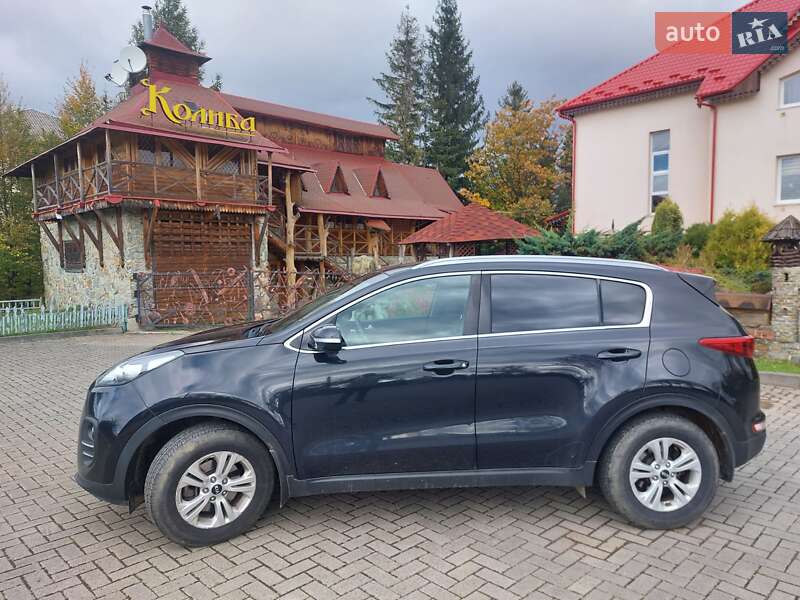 Позашляховик / Кросовер Kia Sportage 2016 в Долині