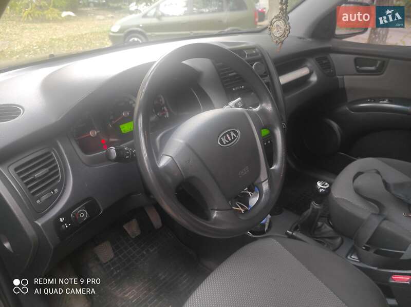 Позашляховик / Кросовер Kia Sportage 2008 в Слов'янську