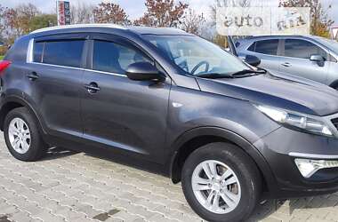 Позашляховик / Кросовер Kia Sportage 2012 в Ужгороді