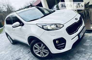 Внедорожник / Кроссовер Kia Sportage 2017 в 