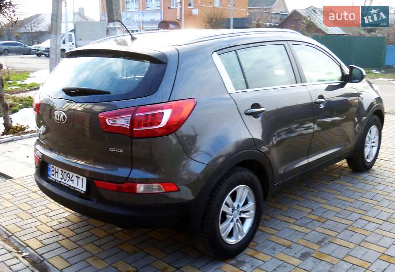 Позашляховик / Кросовер Kia Sportage 2012 в Христинівці