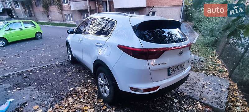 Внедорожник / Кроссовер Kia Sportage 2017 в Хмельницком