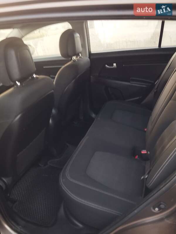 Внедорожник / Кроссовер Kia Sportage 2011 в Львове