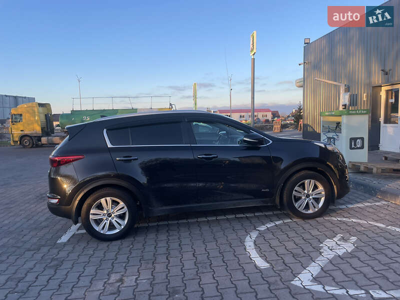 Позашляховик / Кросовер Kia Sportage 2017 в Києві