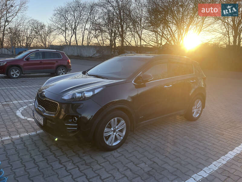 Позашляховик / Кросовер Kia Sportage 2017 в Києві