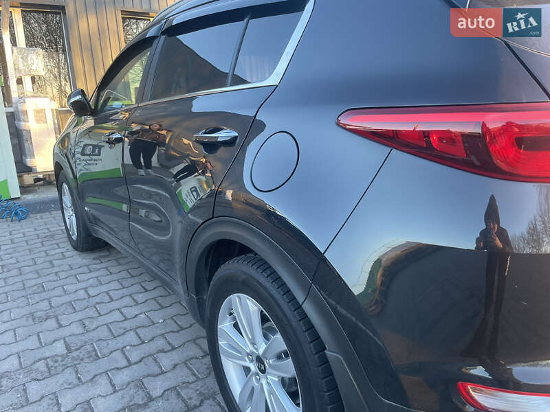 Позашляховик / Кросовер Kia Sportage 2017 в Києві