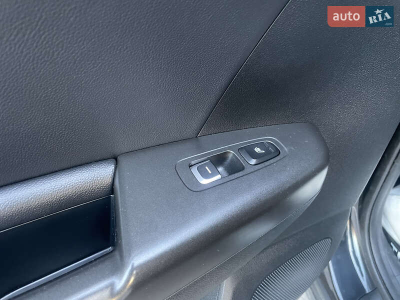 Позашляховик / Кросовер Kia Sportage 2017 в Києві