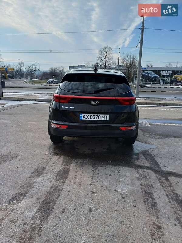 Внедорожник / Кроссовер Kia Sportage 2016 в Харькове