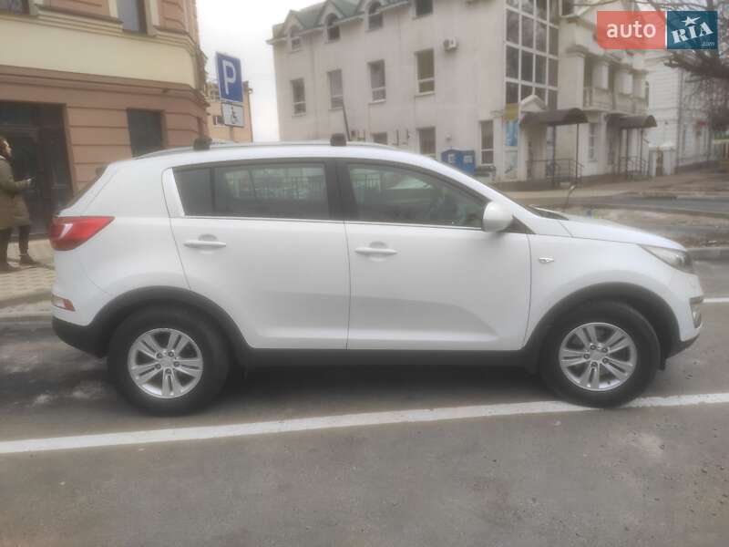 Позашляховик / Кросовер Kia Sportage 2013 в Полтаві фото 10 Позашляховик / Кросовер Kia Sportage 2013 в Полтаві
