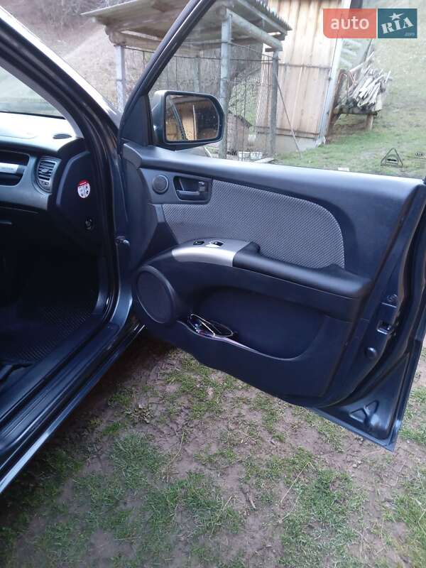 Внедорожник / Кроссовер Kia Sportage 2008 в Рахове