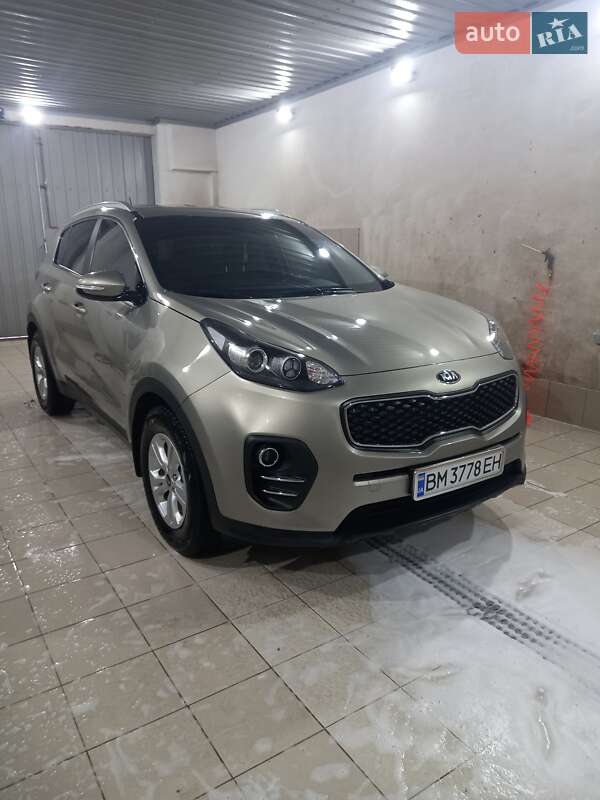Позашляховик / Кросовер Kia Sportage 2017 в Ромнах