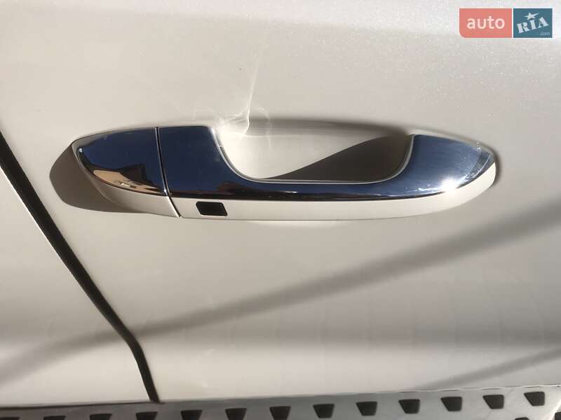 Внедорожник / Кроссовер Kia Sportage 2017 в Черновцах