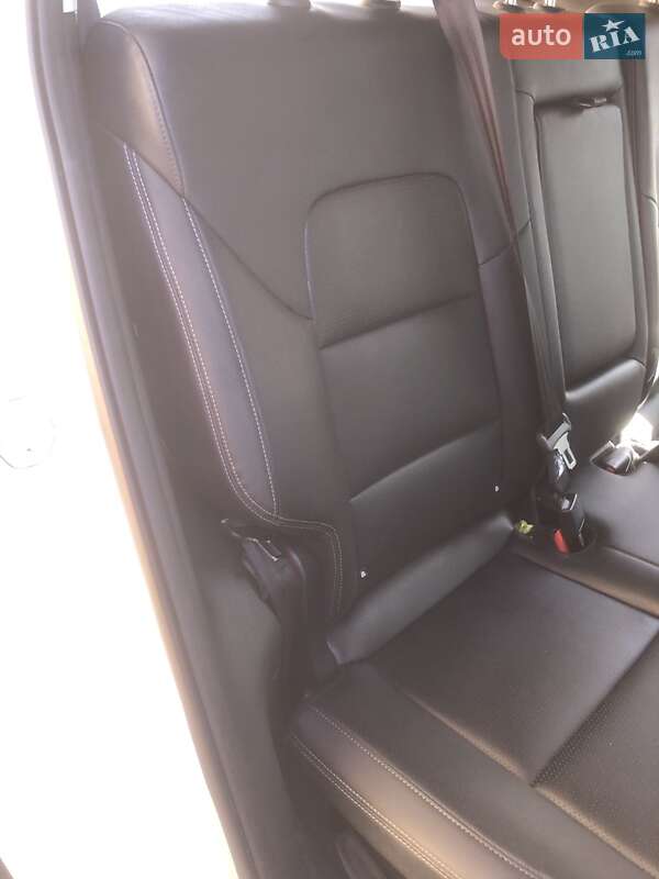 Внедорожник / Кроссовер Kia Sportage 2017 в Черновцах