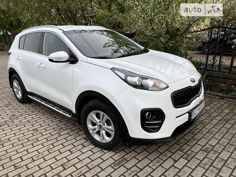 Позашляховик / Кросовер Kia Sportage 2016 в Львові