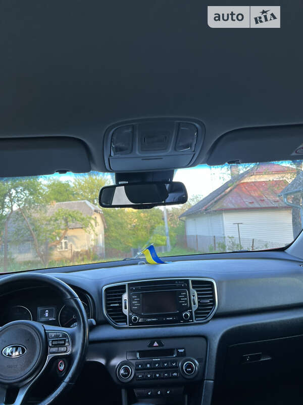 Внедорожник / Кроссовер Kia Sportage 2016 в Стрые
