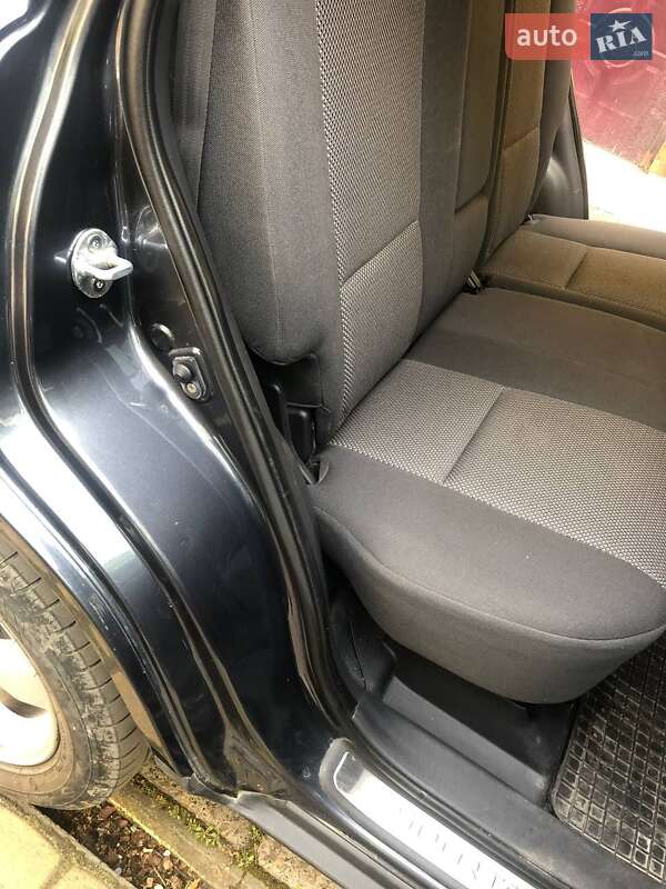 Внедорожник / Кроссовер Kia Sportage 2009 в Старом Самборе