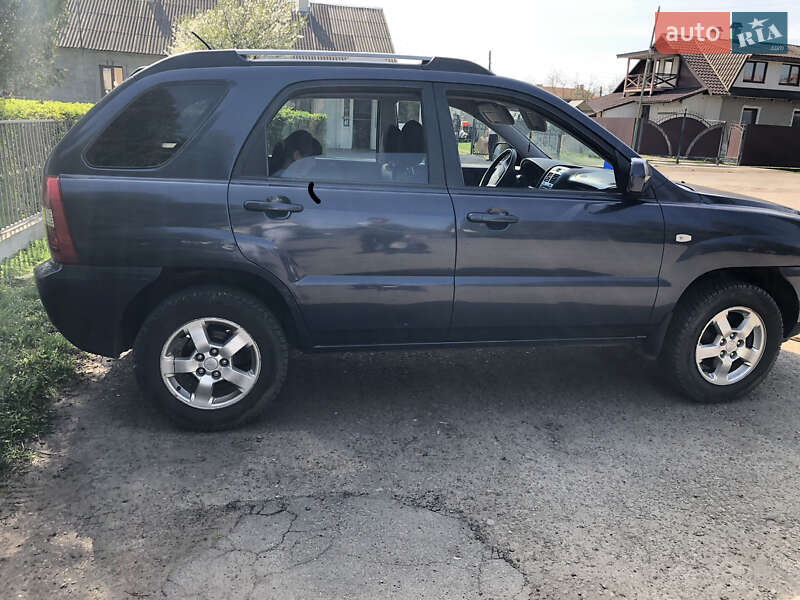 Внедорожник / Кроссовер Kia Sportage 2007 в Ивано-Франковске