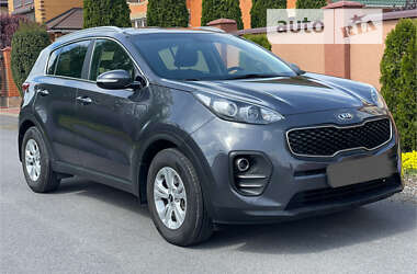 Позашляховик / Кросовер Kia Sportage 2016 в Вінниці