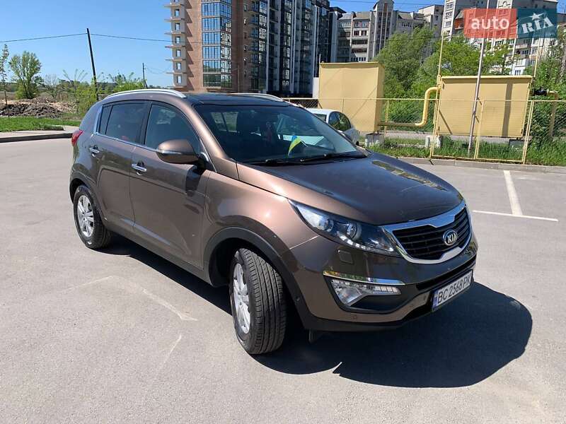 Внедорожник / Кроссовер Kia Sportage 2013 в Шептицькому
