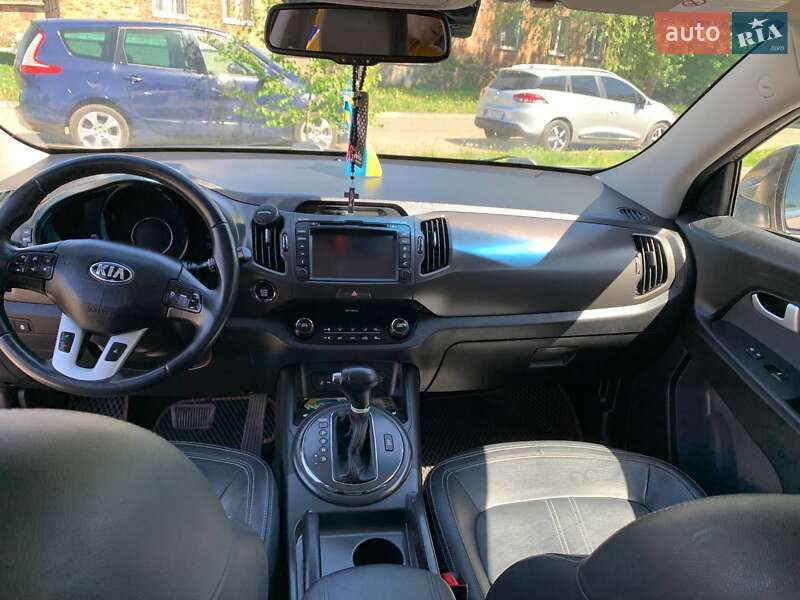 Внедорожник / Кроссовер Kia Sportage 2013 в Шептицькому
