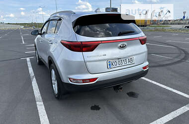 Внедорожник / Кроссовер Kia Sportage 2016 в Львове