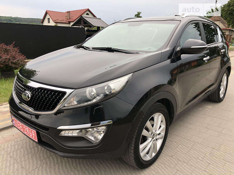 Внедорожник / Кроссовер Kia Sportage 2015 в Львове