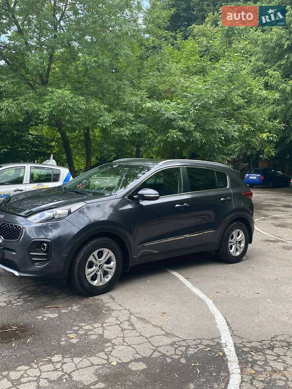 Внедорожник / Кроссовер Kia Sportage 2016 в Казатине