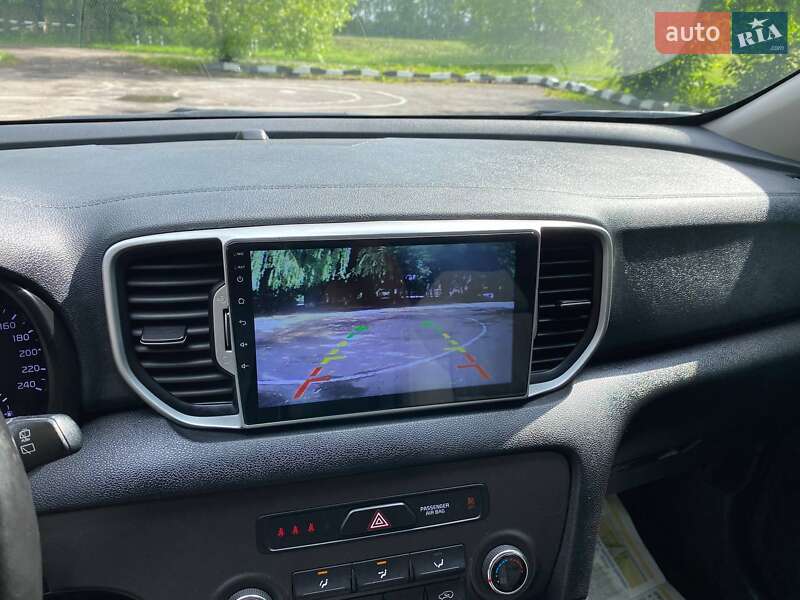 Внедорожник / Кроссовер Kia Sportage 2016 в Казатине