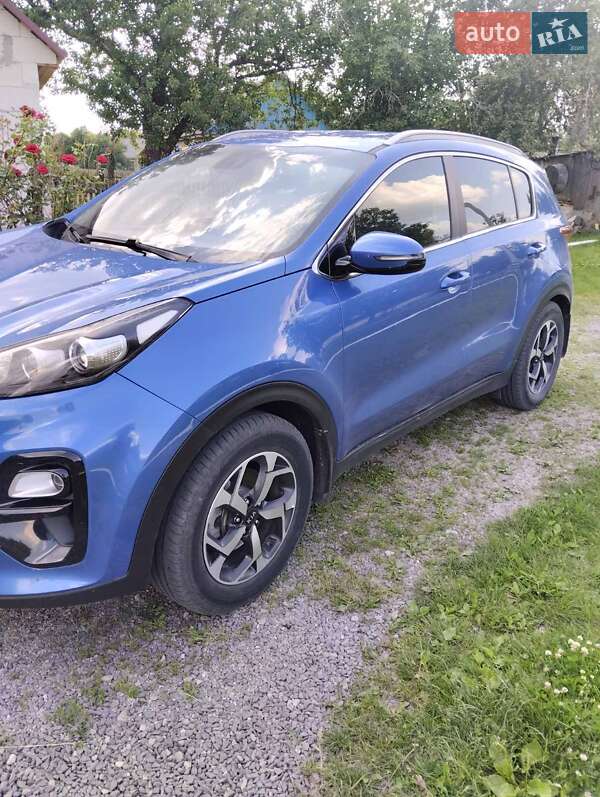 Внедорожник / Кроссовер Kia Sportage 2018 в Олевске