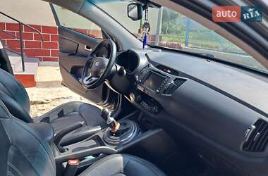 Позашляховик / Кросовер Kia Sportage 2011 в 