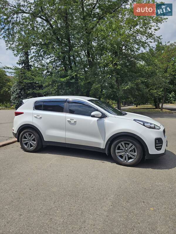 Внедорожник / Кроссовер Kia Sportage 2017 в Кривом Роге