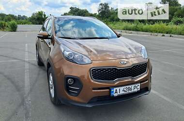 Внедорожник / Кроссовер Kia Sportage 2016 в Буче