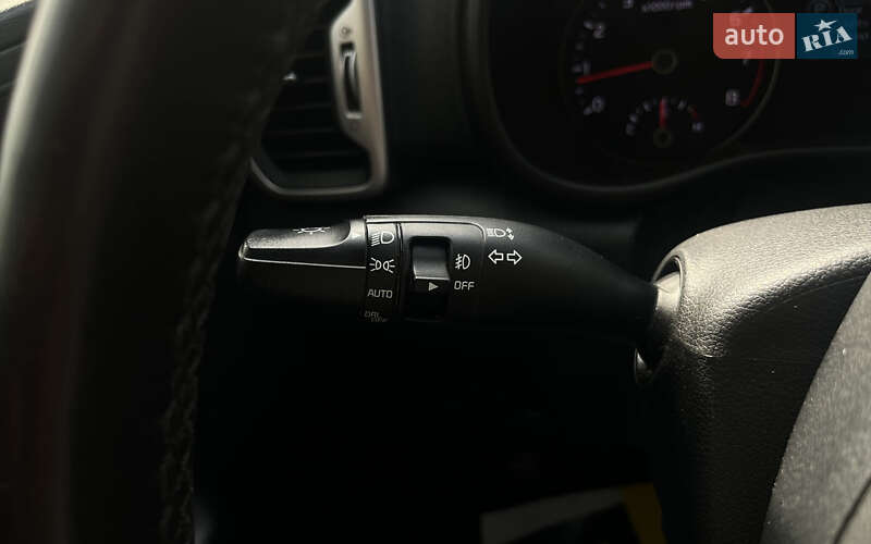 Внедорожник / Кроссовер Kia Sportage 2016 в Мукачево