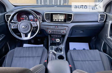 Внедорожник / Кроссовер Kia Sportage 2018 в 