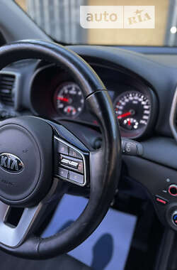 Внедорожник / Кроссовер Kia Sportage 2018 в 